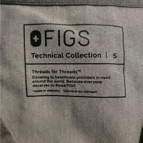 Figs heather grey set size s/sp EUC - Picture 2 of 2
